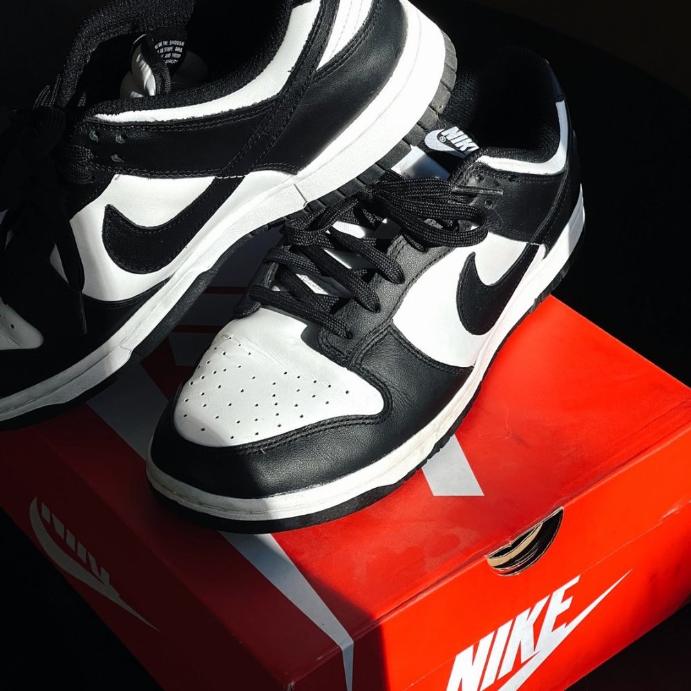 Nike Dunk Low Panda M 7.5 W 9